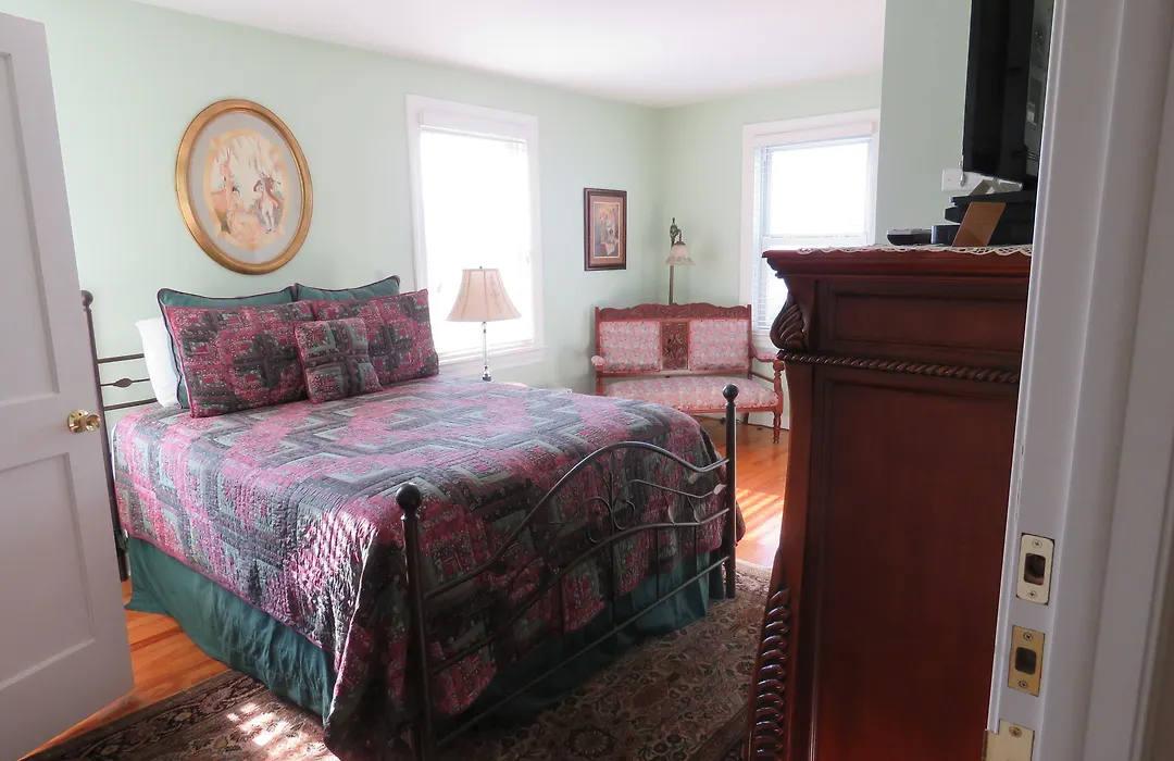 The Swope Manor Bed & Breakfast-1