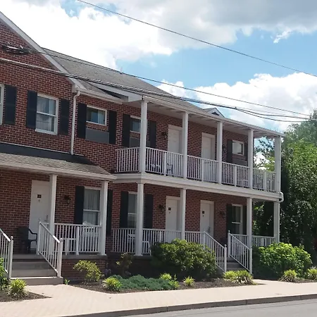 Inn At Cemetery Hill-2